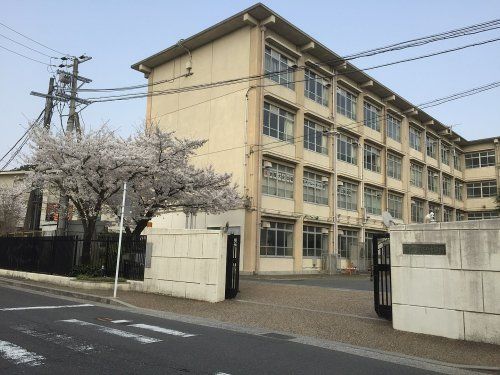 京都市立 洛北中学校の画像