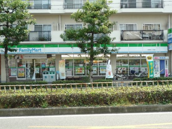 ファミリーマート阪南町二丁目店の画像