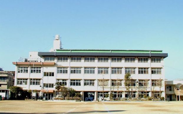 川口市立幸町小学校の画像