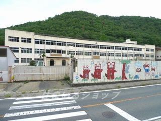 小田東小学校の画像