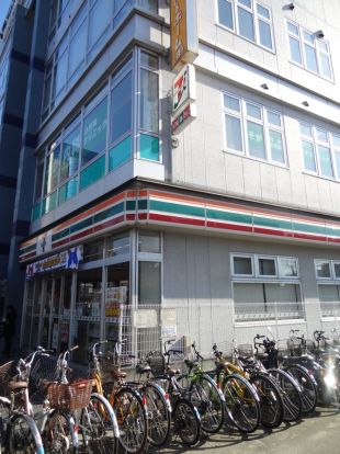 セブン−イレブン千葉蘇我駅前店の画像