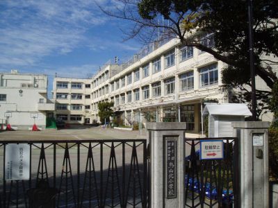 世田谷区立烏山北小学校の画像