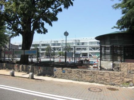 世田谷区立太子堂小学校の画像