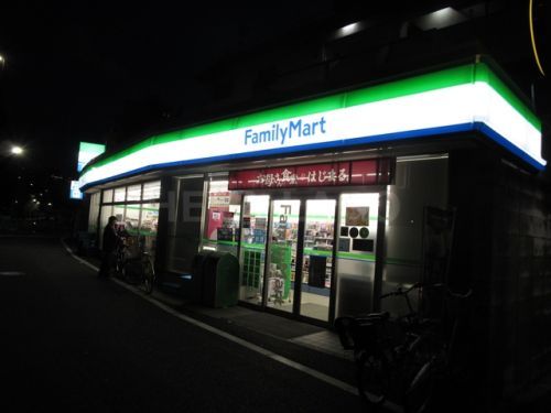 ファミリーマート池袋豊島三丁目店の画像