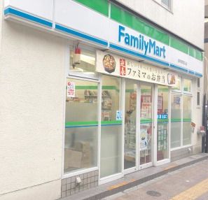 ファミリーマート田町駅西口店の画像