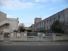 枚方市立　平野小学校の画像