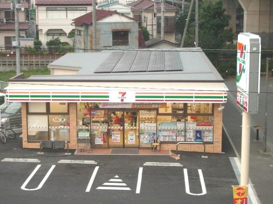 セブンイレブン 横浜東川島町店の画像