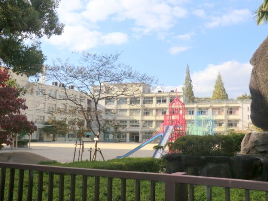 大阪市立西中島小学校の画像