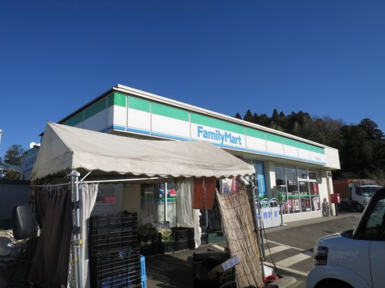  ファミリーマート千葉大草町店の画像