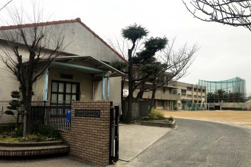 岸城中学校の画像