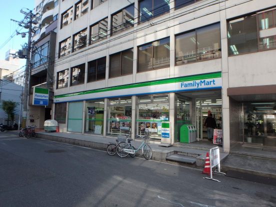 ファミリーマート 南船場一丁目店の画像