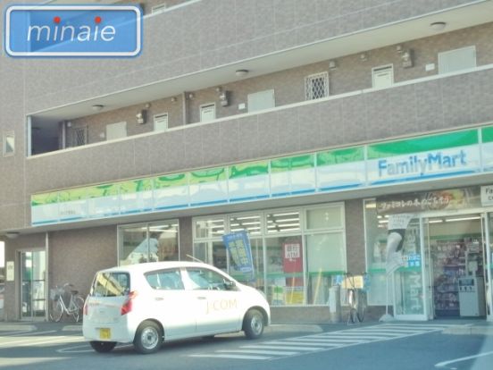 ファミリーマート・市川下貝塚店の画像