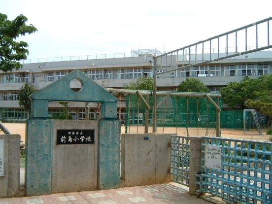 前島小学校の画像