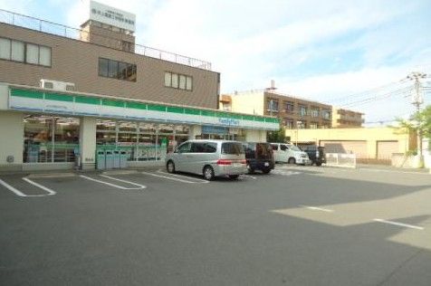 ファミリーマート さいたま櫛引町一丁目店の画像