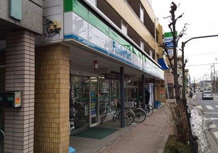 ファミリーマート春日町二丁目店の画像