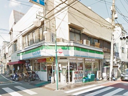 ファミリーマート マルヨネ北池袋店の画像