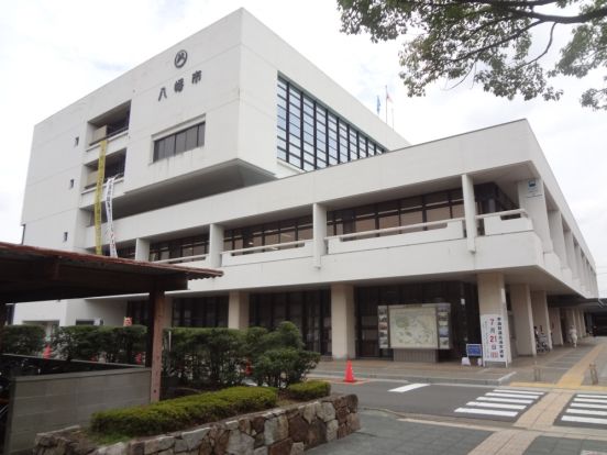 八幡市役所の画像