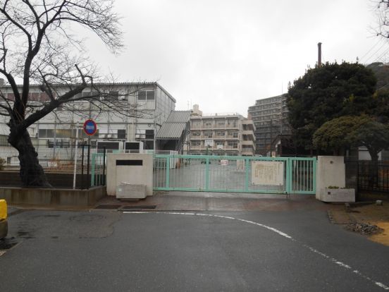 横浜市立 六浦小学校の画像