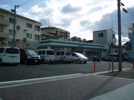 ファミリーマート　豊中岡町北店の画像