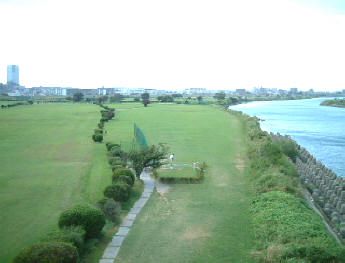 川崎リバーサイドゴルフ場の画像