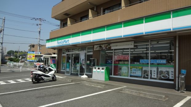 ファミリーマート 八王子東中野店の画像