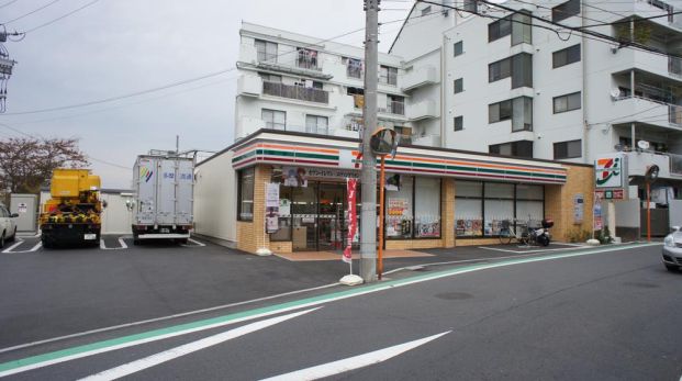 セブンイレブン横浜保土ケ谷公園前店の画像