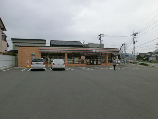 セブンイレブン高崎倉賀野町上町店の画像