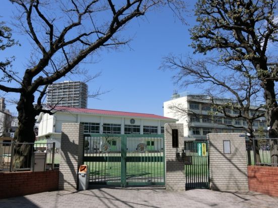 滝野川第三小学校の画像