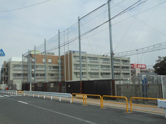 世田谷区立 桜小学校の画像