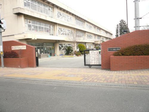 さいたま市立日進小学校の画像