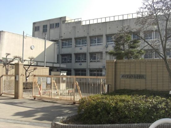 堺市立 深井西小学校の画像