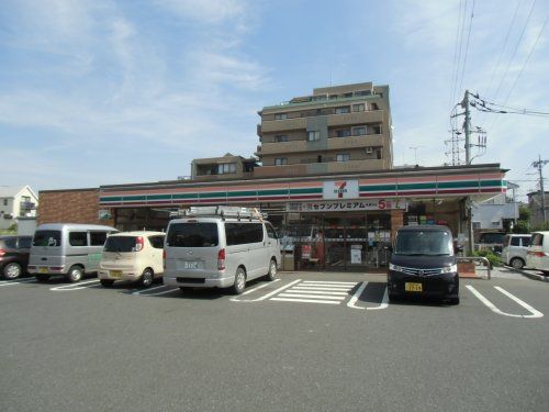 セブンイレブン草加吉町一丁目店の画像