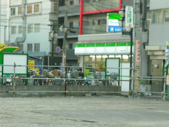 ファミリーマート草加氷川町の画像