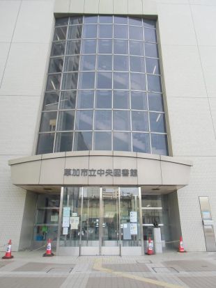 市立中央図書館の画像