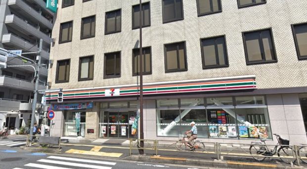 セブンイレブン足立中居郵便局前店の画像