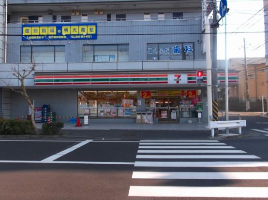 セブンイレブン 横浜南万騎が原店の画像