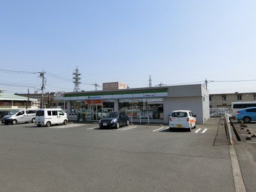 ファミリーマート高崎問屋西一丁目店の画像