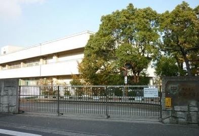 横浜市立松本中学校の画像