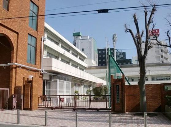 横浜市立横浜吉田中学校の画像