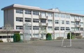 八王子市立 松が谷中学校の画像