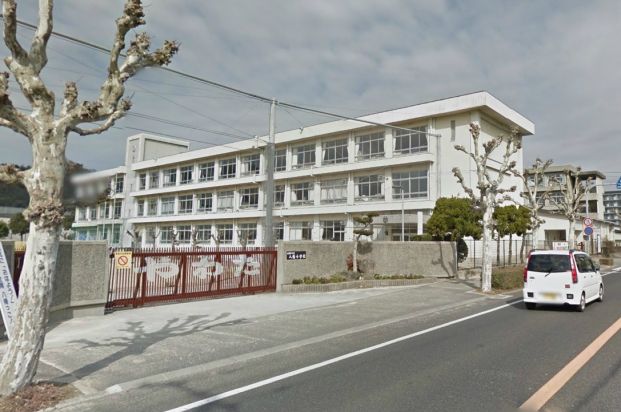 姫路市立八幡小学校の画像