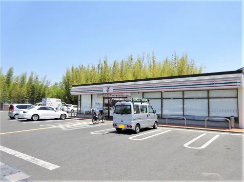 セブンイレブン長岡京西ノ口店の画像