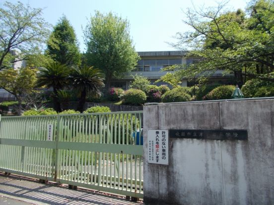 津雲台小学校の画像