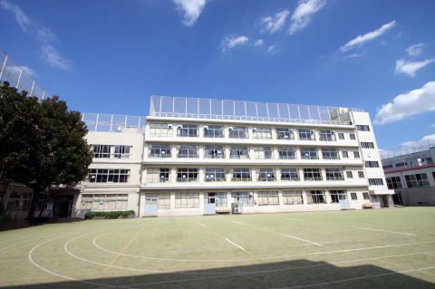 林町小学校の画像