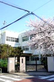 大田区立 糀谷小学校の画像