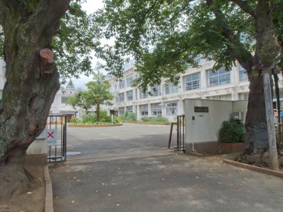 練馬区立中村小学校の画像