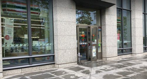 セブン−イレブン江東永代２丁目店の画像