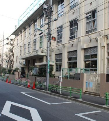 中央区立 阪本小学校の画像