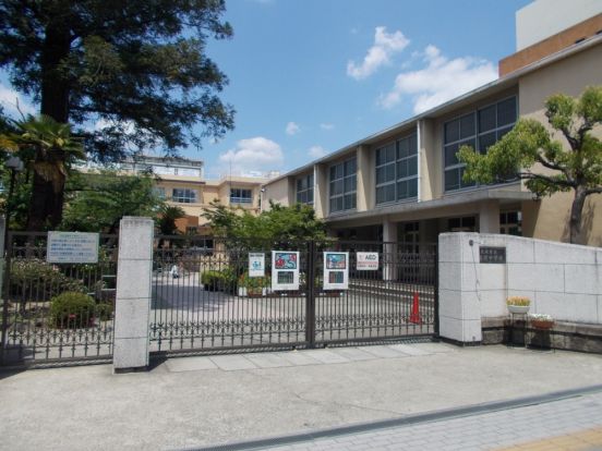 茨木市立 養精中学校の画像