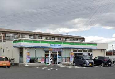 ファミリーマート　柏豊四季店の画像